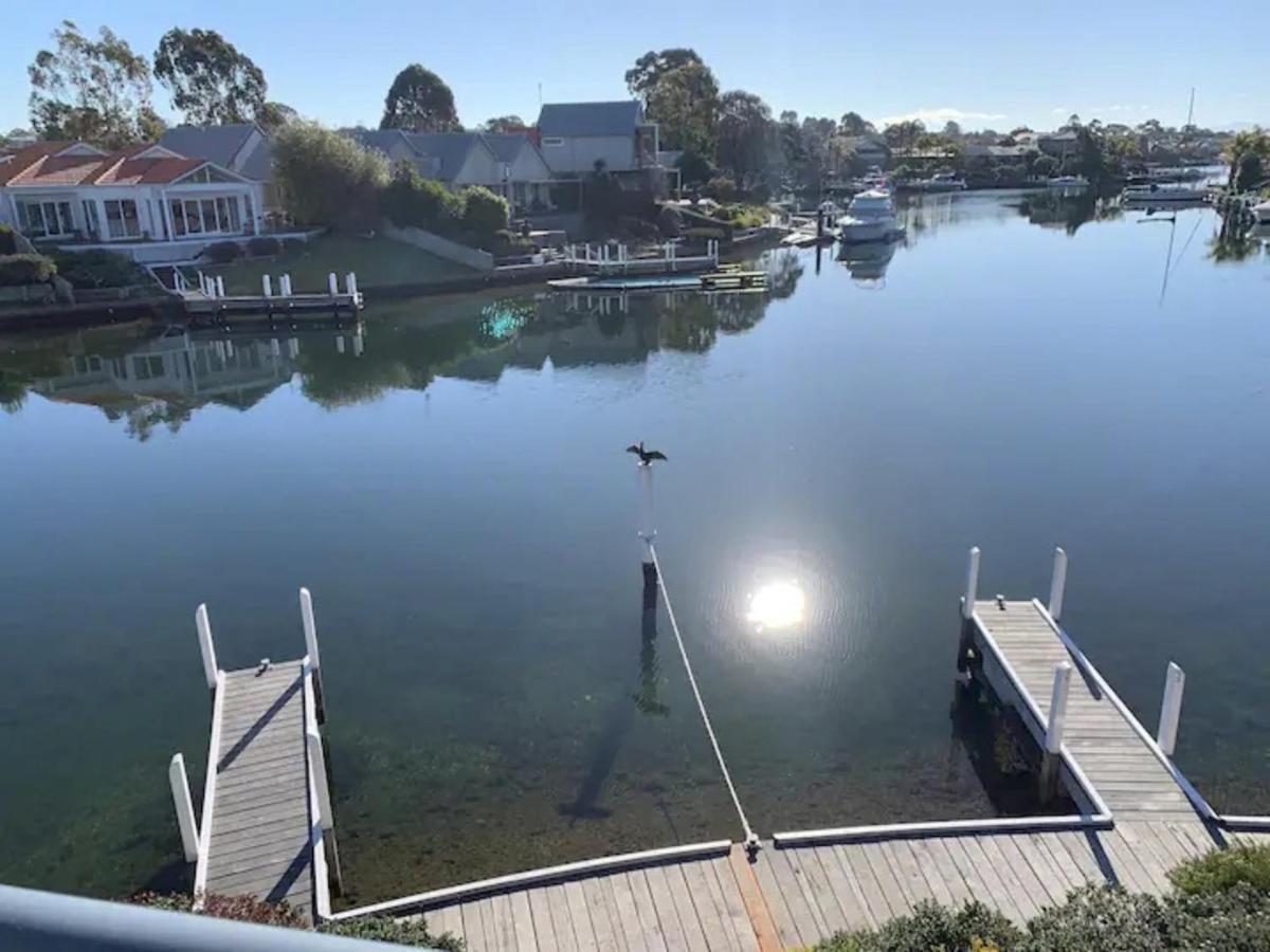 The View - Captains Cove Waterfront Resort Paynesville Esterno foto