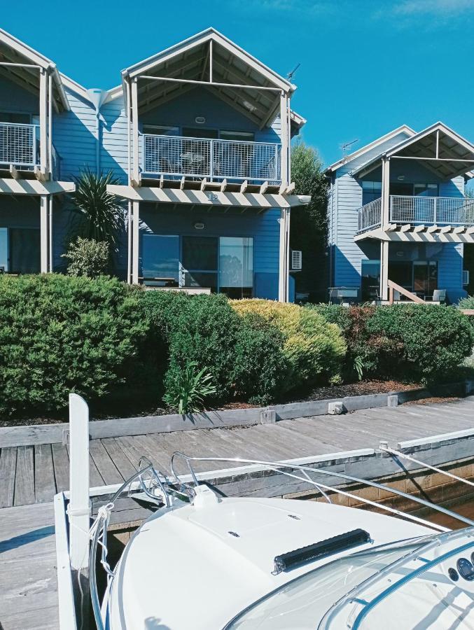 The View - Captains Cove Waterfront Resort Paynesville Esterno foto