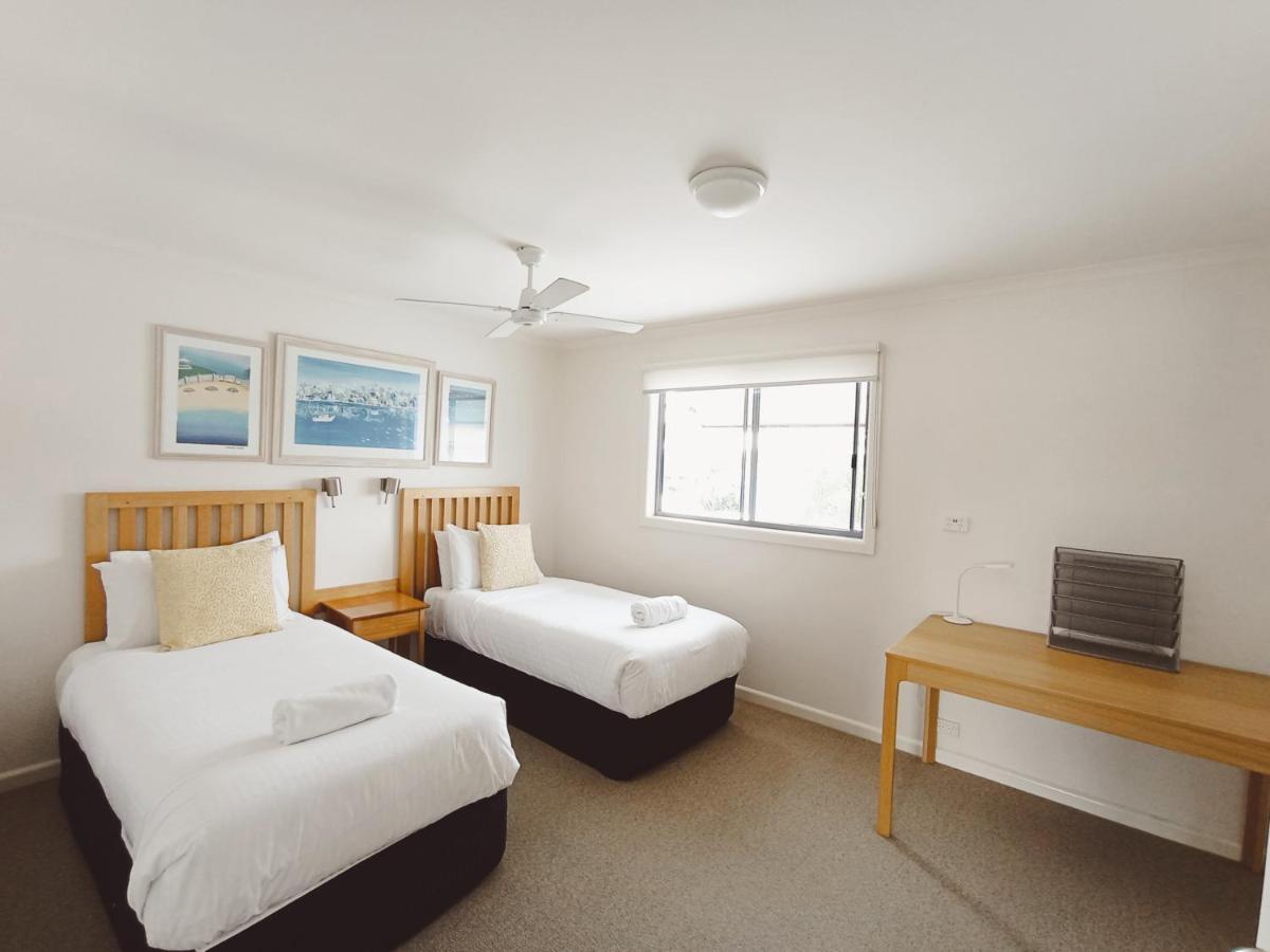The View - Captains Cove Waterfront Resort Paynesville Esterno foto