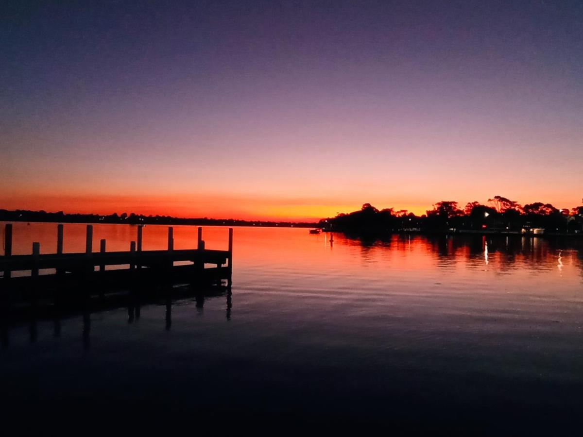 The View - Captains Cove Waterfront Resort Paynesville Esterno foto